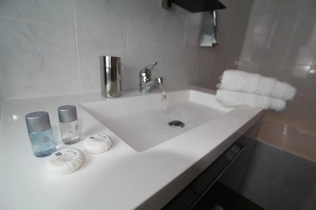 **** Aparthotel Nice Beach France